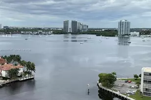 1000 W Island Blvd, Aventura, FL 33160 - Photo 14