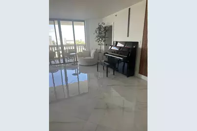 1000 W Island Blvd #1710, Aventura, FL 33160 - Photo 4