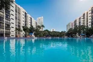 16919 N Bay Rd, Sunny Isles Beach, FL 33160 - Photo 8