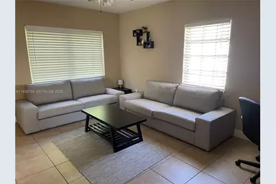 1414 NE 178th St, North Miami Beach, FL 33162 - Photo 2