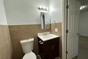 110 NE 19th Ave, Deerfield Beach, FL 33441 - Photo 22