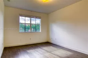 819 SW 143rd Ave, Pembroke Pines, FL 33027 - Photo 10