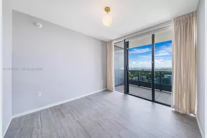 1000 Brickell Plz #4212, Miami, FL 33131 - Photo 14