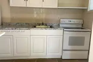 2930 NW 8th St, Fort Lauderdale, FL 33311 - Photo 2