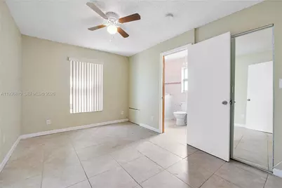 5010 NW 51st St, Tamarac, FL 33319 - Photo 22