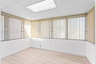 515 SW 63rd Ave, Miami, FL 33144 - Photo 10