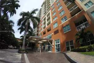 2000 N Bayshore Dr, Miami, FL 33137 - Photo 2