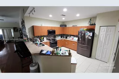 403 W 28th, Other City - In The State Of Florida, FL 34221 - Photo 4