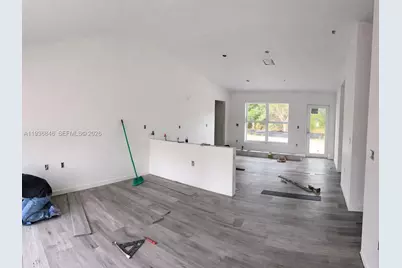 2401 E 11th St, Lehigh Acres, FL 33936 - Photo 2