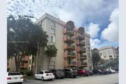 9350 Fontainebleau Blvd #604, Miami, FL 33172 - Photo 2