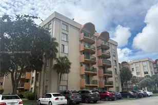 9350 Fontainebleau Blvd, Miami, FL 33172 - Photo 2