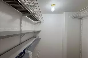 9350 Fontainebleau Blvd, Miami, FL 33172 - Photo 16