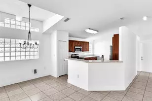 4147 Sapphire Terrace, Weston, FL 33331 - Photo 6
