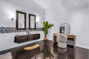 801 NW 24th St, Wilton Manors, FL 33311 - Photo 26