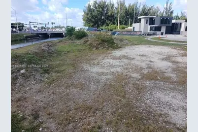 550 SW 136th Pl, Miami, FL 33184 - Photo 1