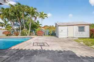 10251 SW 27th St, Miami, FL 33165 - Photo 22