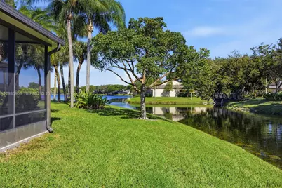 232 NW 97th Ave, Plantation, FL 33324 - Photo 46