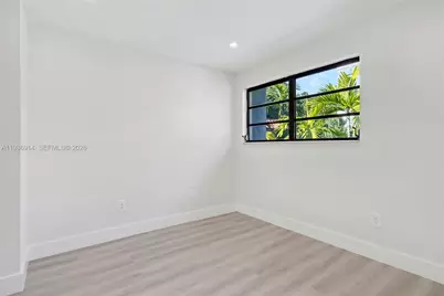 523 NE 38th St #6, Miami, FL 33137 - Photo 26