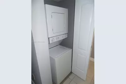 2460 NW 33rd St #1704, Oakland Park, FL 33309 - Photo 14