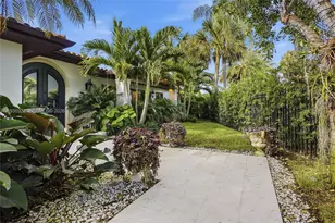 12510 Ramiro St, Coral Gables, FL 33156 - Photo 2