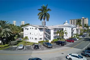 470 Paradise Isle Blvd, Hallandale Beach, FL 33009 - Photo 34