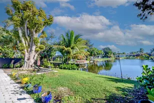 1511 NW 87th Way, Pembroke Pines, FL 33024 - Photo 2