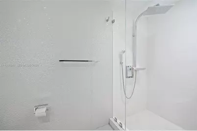 1331 Brickell Bay Dr #2907, Miami, FL 33131 - Photo 16