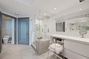 1331 Brickell Bay Dr, Miami, FL 33131 - Photo 12