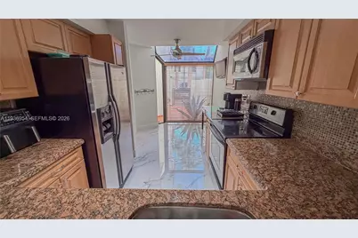 3525 Magellan Cir, Aventura, FL 33180 - Photo 10