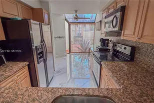 3525 Magellan Cir, Aventura, FL 33180 - Photo 10