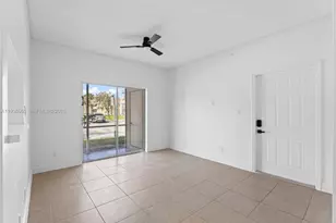 720 Cypress Ln, Deerfield Beach, FL 33064 - Photo 8