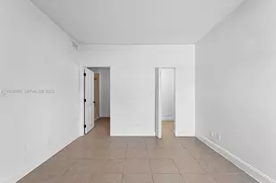 720 Cypress Ln, Deerfield Beach, FL 33064 - Photo 14