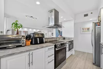 1000 Island Blvd #707, Aventura, FL 33160 - Photo 10