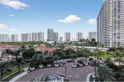 1000 Island Blvd #707, Aventura, FL 33160 - Photo 18