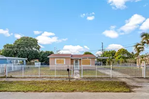 20520 NW 21st Ave, Miami Gardens, FL 33056 - Photo 1
