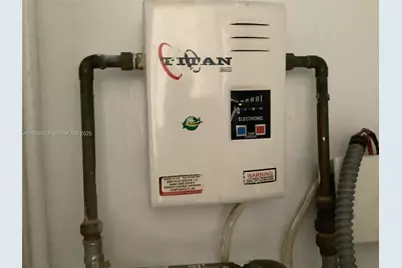 420 NW 11th Ave #1, Miami, FL 33128 - Photo 14