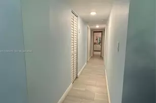 820 NW 87th Ave, Miami, FL 33172 - Photo 36