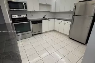 13499 Biscayne Blvd, North Miami, FL 33181 - Photo 2