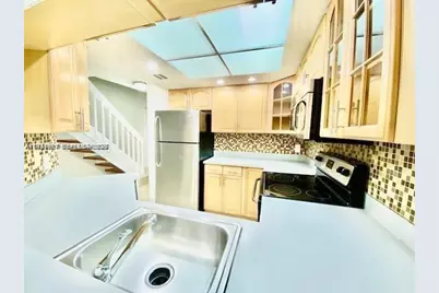 5200 NW 31st Ave #32, Fort Lauderdale, FL 33309 - Photo 4