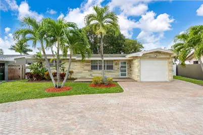 1160 NW 86th Ter, Pembroke Pines, FL 33024 - Photo 2