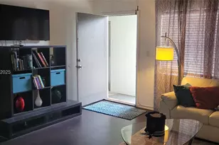 609 NE 13th Ave, Fort Lauderdale, FL 33304 - Photo 2