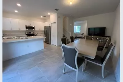 327 NE 208th Ter #327, Miami, FL 33179 - Photo 8