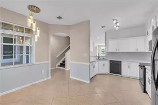 4341 SW 131st Ln, Miramar, FL 33027 - Photo 8