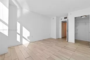 1155 Brickell Bay Dr, Miami, FL 33131 - Photo 32