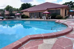 7208 Fairway Dr, Miami Lakes, FL 33014 - Photo 18