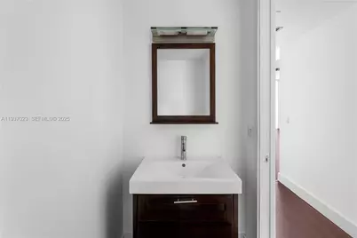 1040 Biscayne Blvd #4108, Miami, FL 33132 - Photo 4