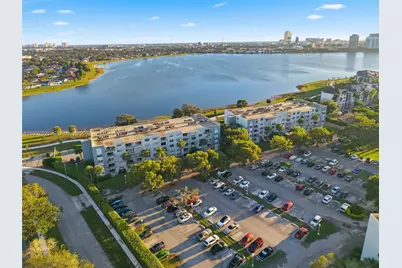 480 Executive Center Dr #3C, West Palm Beach, FL 33401 - Photo 2