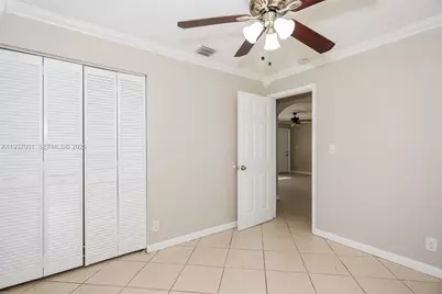 1520 SW 68th Way, North Lauderdale, FL 33068 - Photo 10