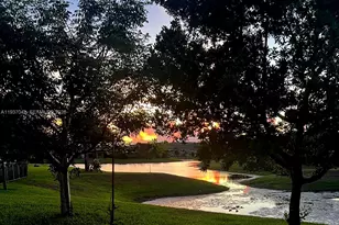 4317 Lago Dr, Deerfield Beach, FL 33064 - Photo 6