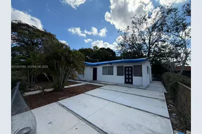 2530 NW 14th Ct, Fort Lauderdale, FL 33311 - Photo 2